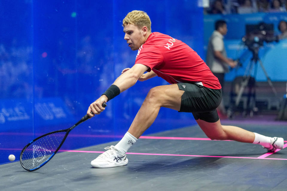 李旭伦, om 李旭伦, om