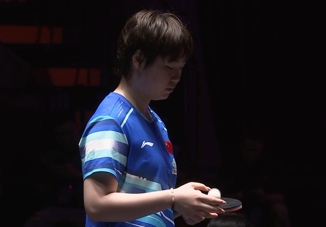 比分, 局中依然坚, 领先